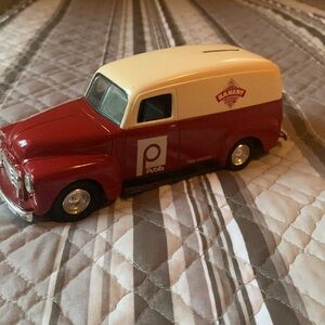 Publix Bakery 1951 GMC Panel Van Die Cast Bank by ERTL- Vintage EUC